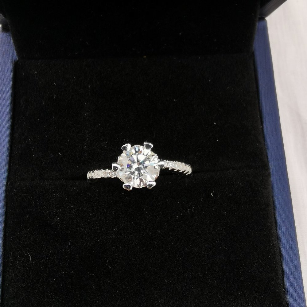 Vintage 6 Prongs Engagement Ring 1 carat